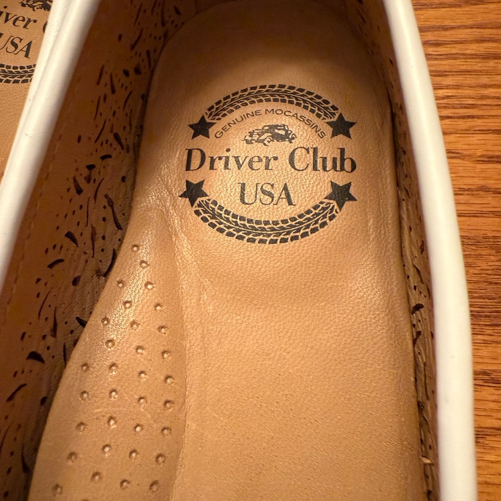 Driver Club USA White Laser-Cut Tassel Loafers - Picture 5 of 5